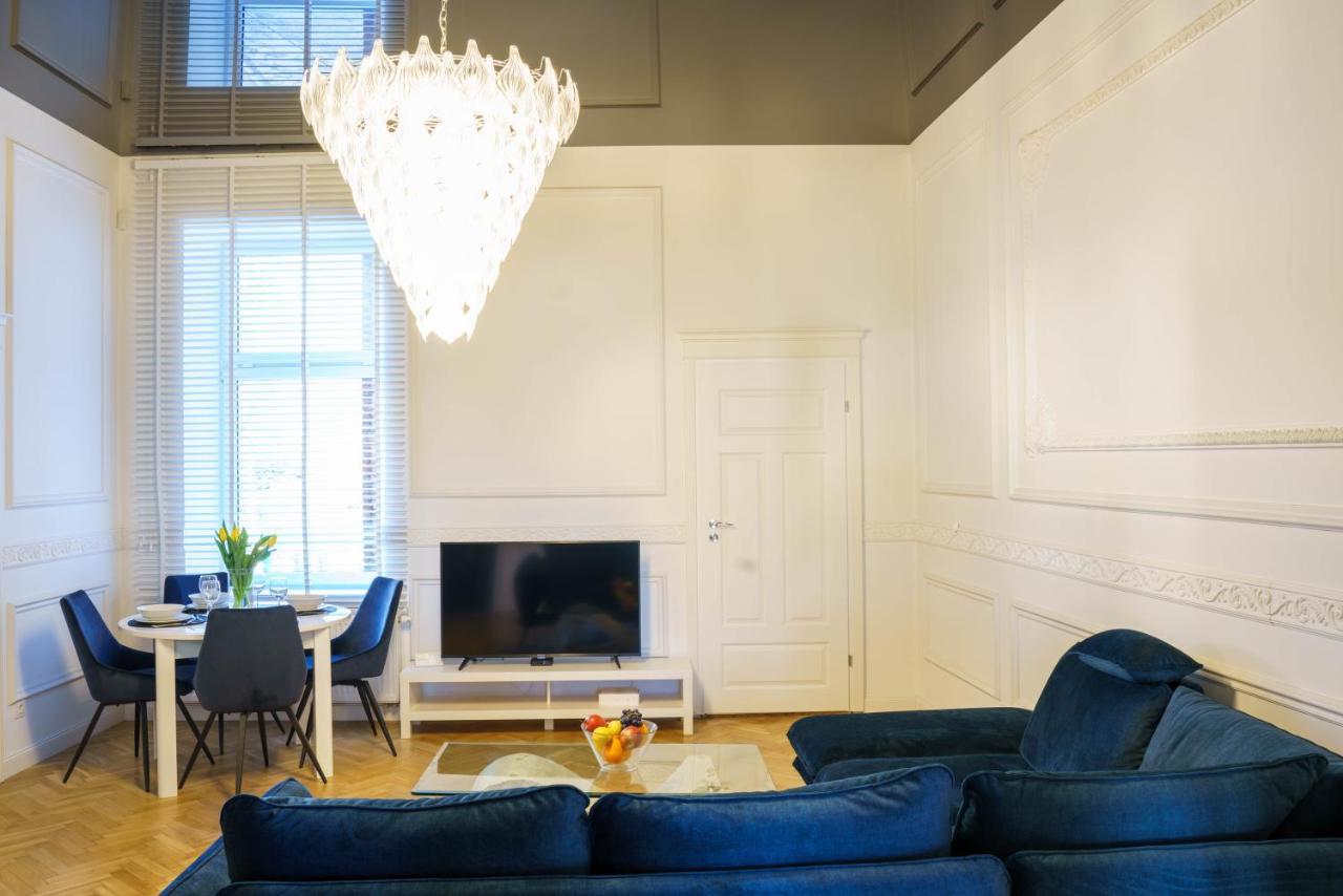 Prestige Apartment Rynek Kielce Esterno foto
