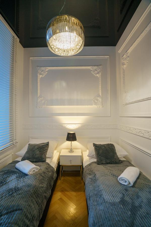 Prestige Apartment Rynek Kielce Esterno foto
