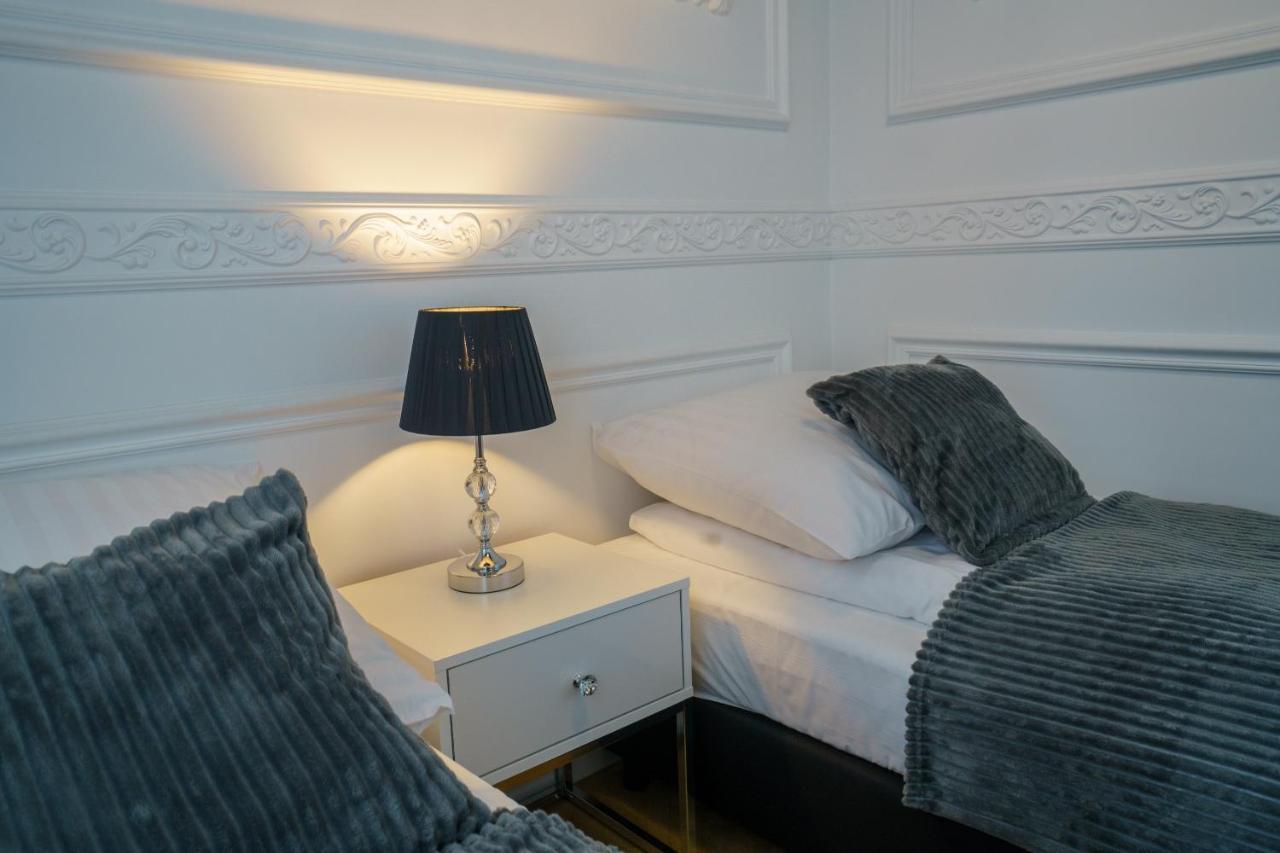 Prestige Apartment Rynek Kielce Esterno foto