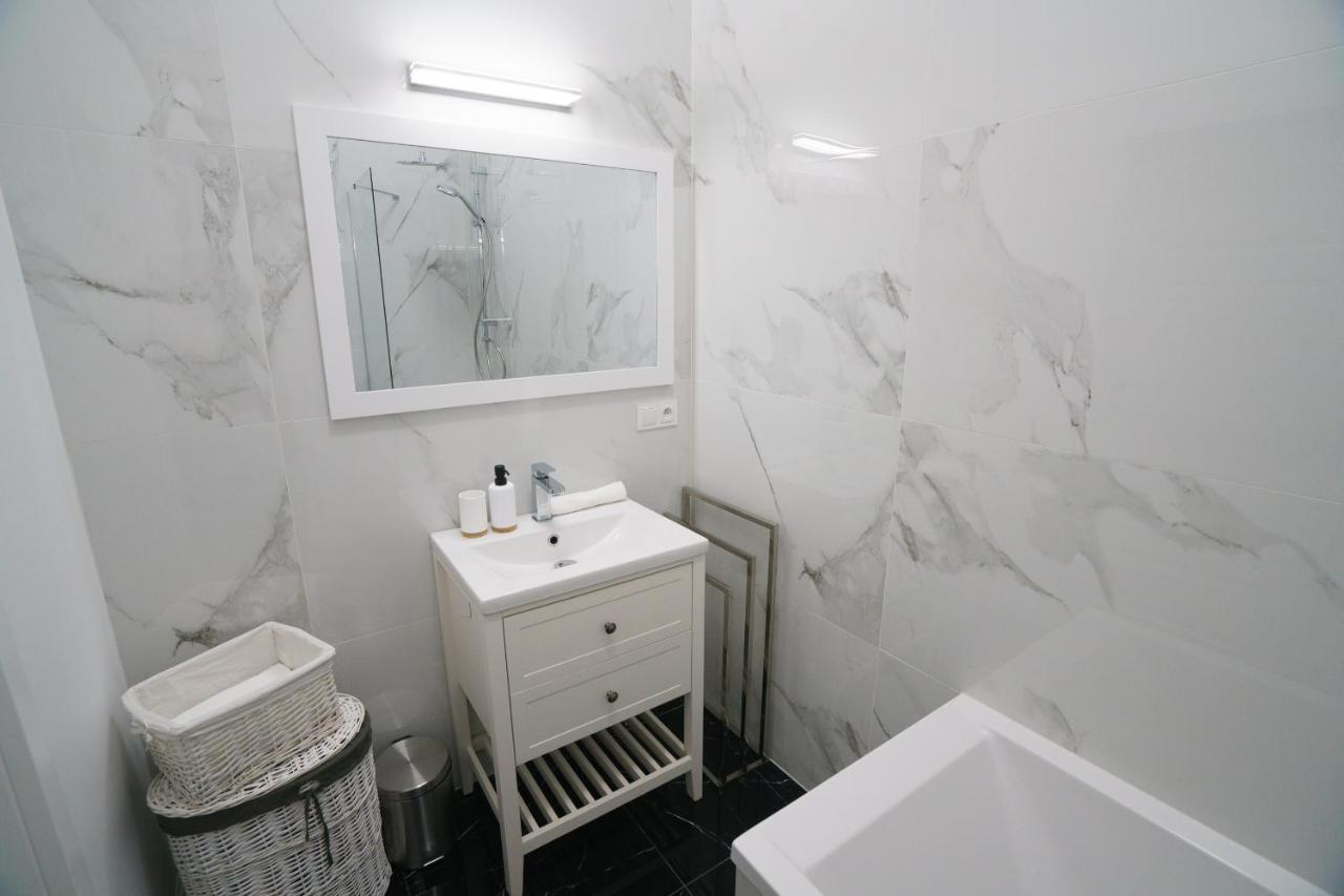 Prestige Apartment Rynek Kielce Esterno foto